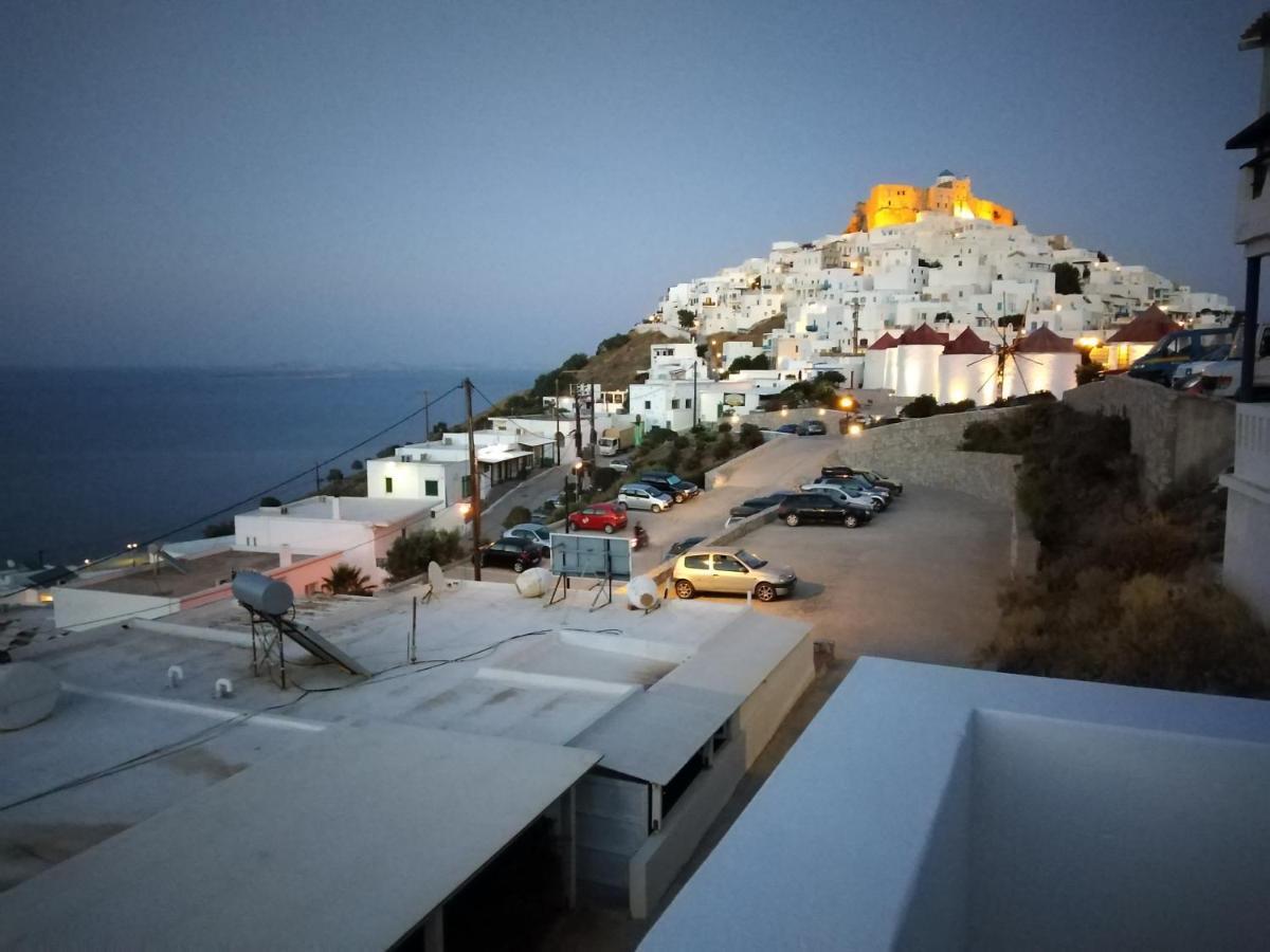 Ferienwohnung Θέαστρον - Theastron House With Great View In Chora Pera Gyalos Exterior foto