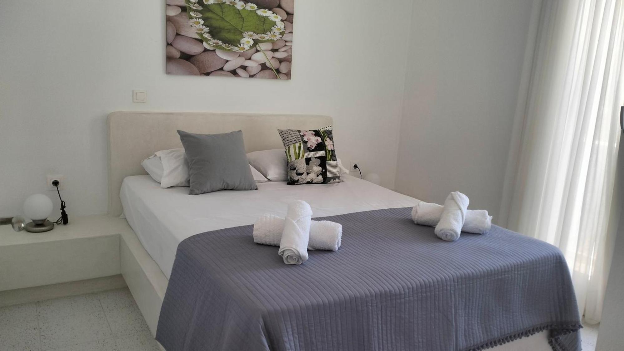 Ferienwohnung Θέαστρον - Theastron House With Great View In Chora Pera Gyalos Exterior foto