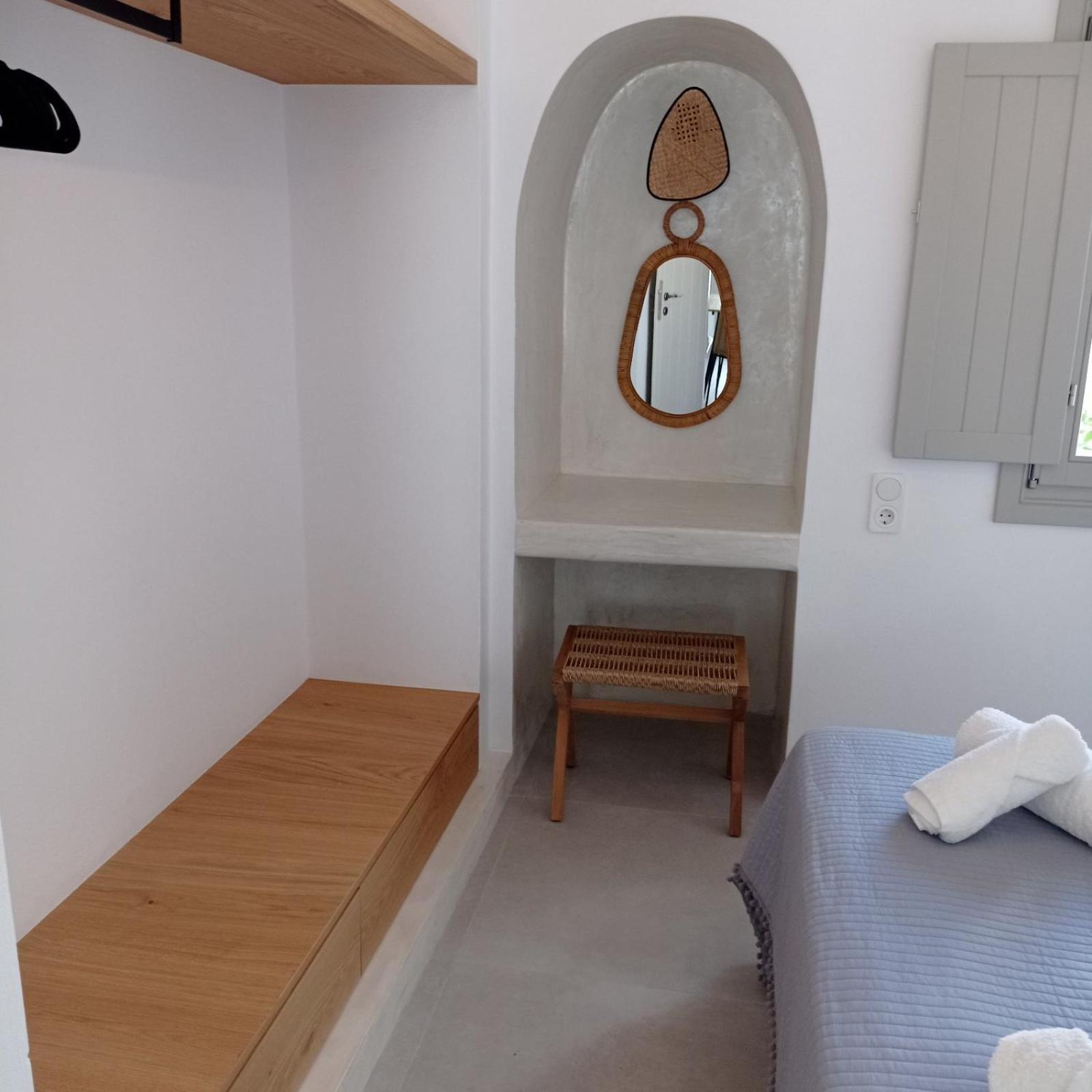 Ferienwohnung Θέαστρον - Theastron House With Great View In Chora Pera Gyalos Exterior foto