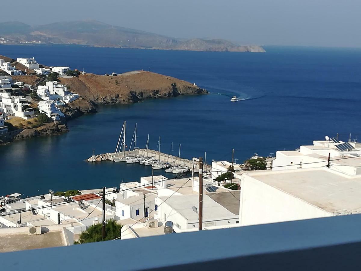 Ferienwohnung Θέαστρον - Theastron House With Great View In Chora Pera Gyalos Exterior foto