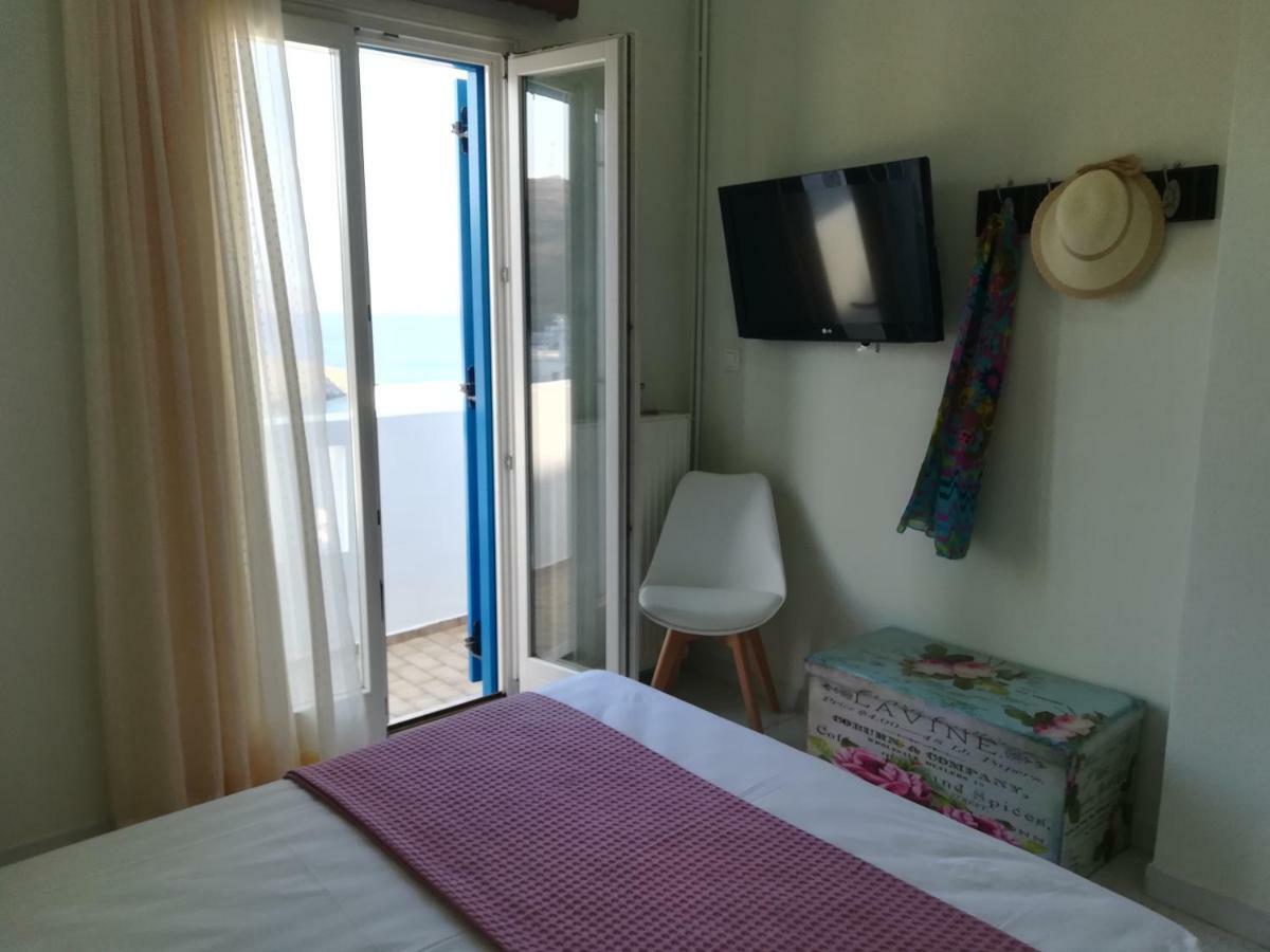 Ferienwohnung Θέαστρον - Theastron House With Great View In Chora Pera Gyalos Exterior foto