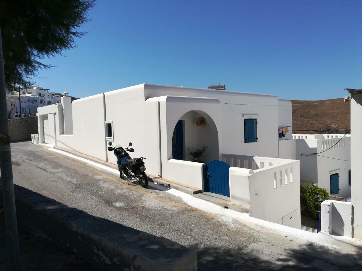 Ferienwohnung Θέαστρον - Theastron House With Great View In Chora Pera Gyalos Exterior foto